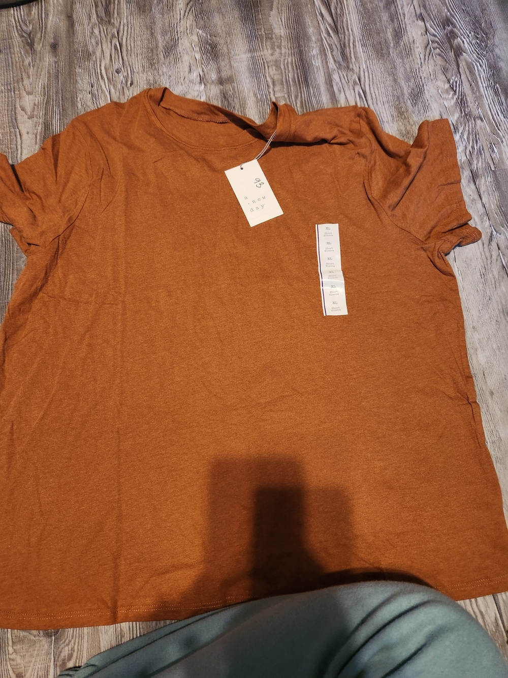 a new day Short Sleeve Crewneck Top - Rust Brown